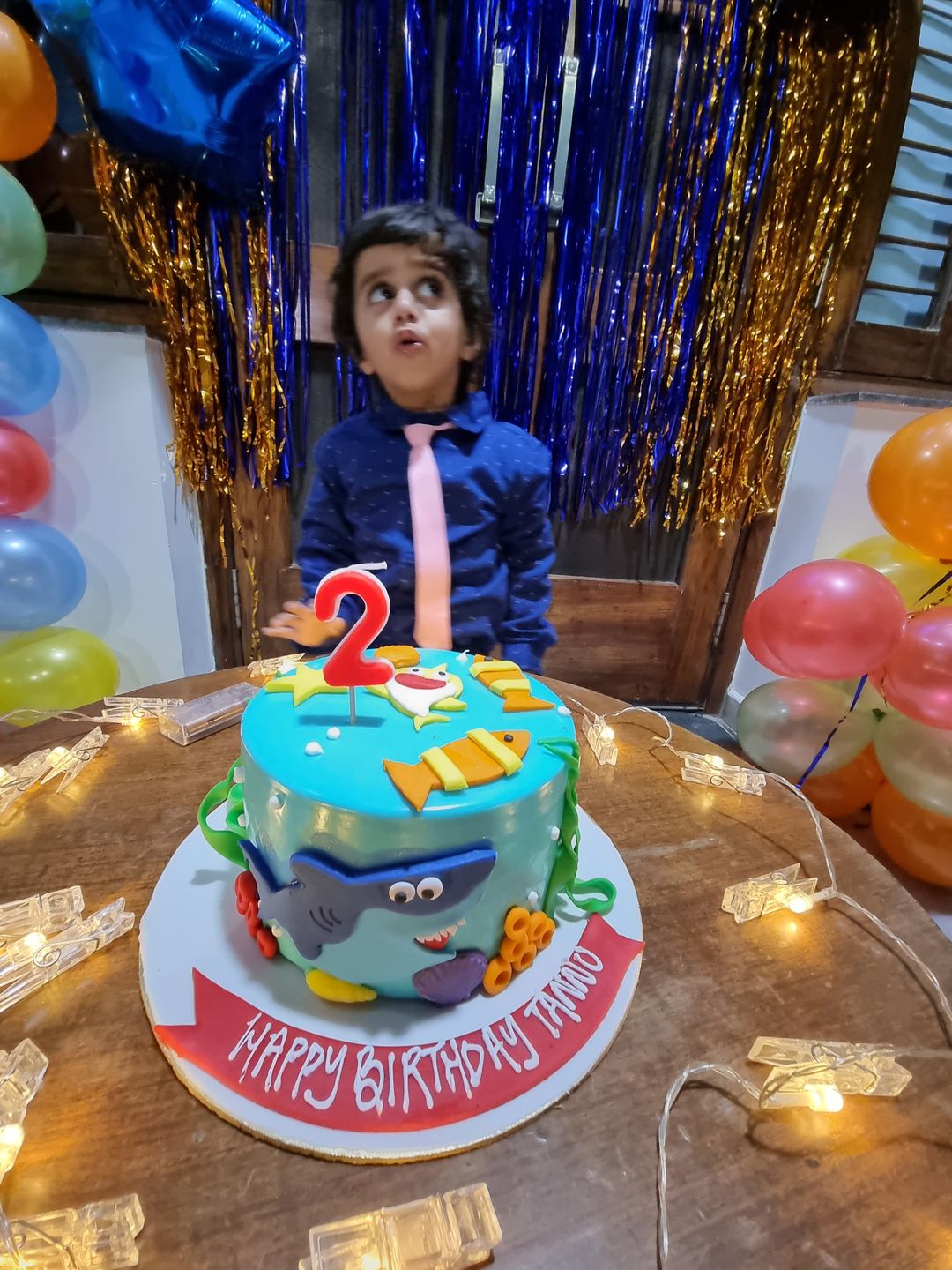 Customer photo review of Baby Shark Theme Cake