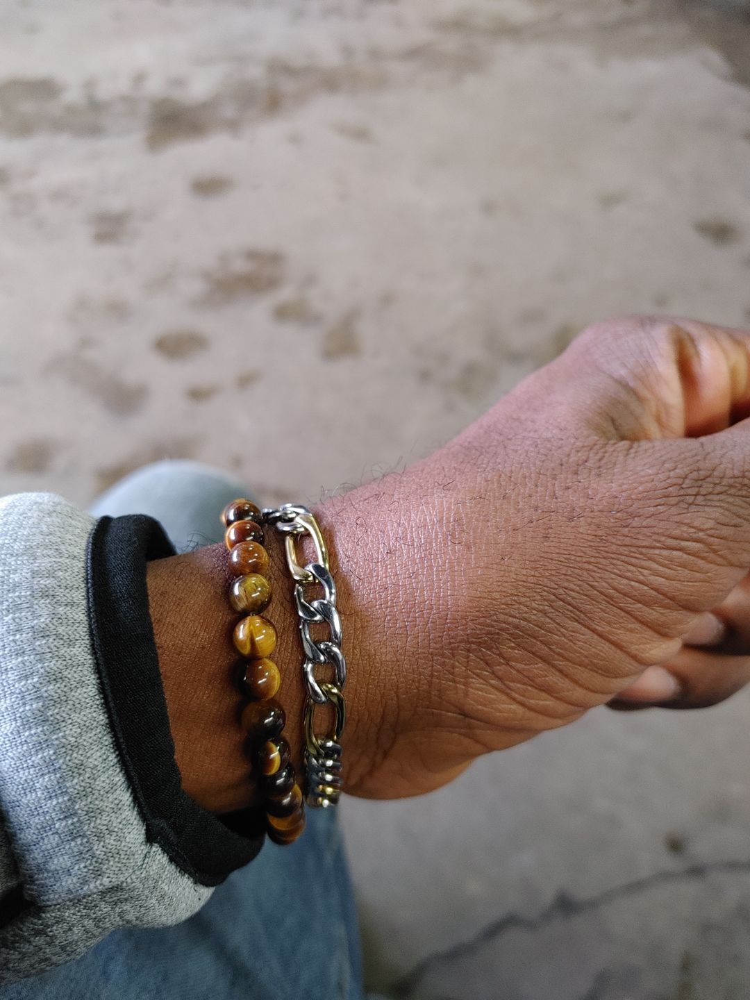 Customer photo review of 6mm Brown Tiger Eye Stretch Bead Bracelet