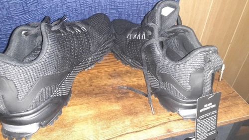 Customer photo review of Chaussures de course pour hommes