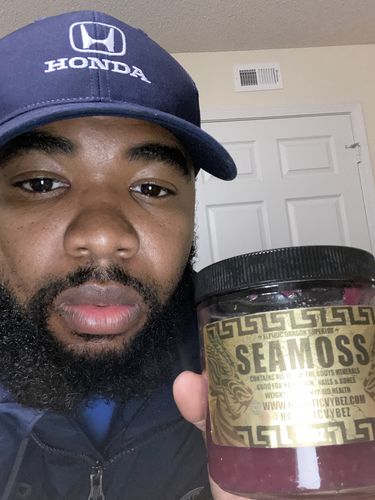 Customer photo review of The Wellness Trio Sea Moss Gel Combo