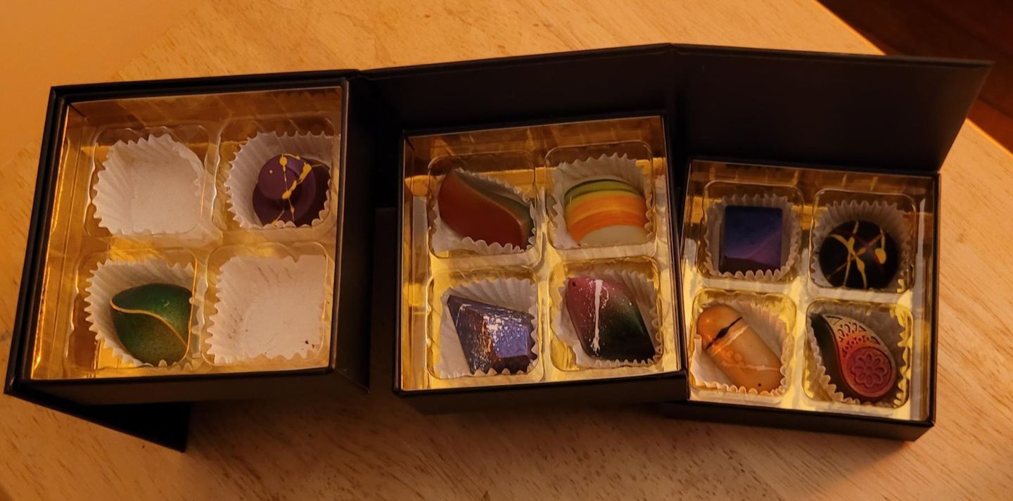 Customer photo review of Three Tier Dozen, Signature Collection