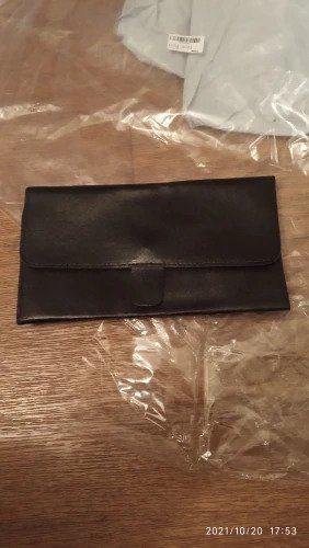 Customer photo review of Leather Scissor Wallet: 5 Piece Protective Shear Case