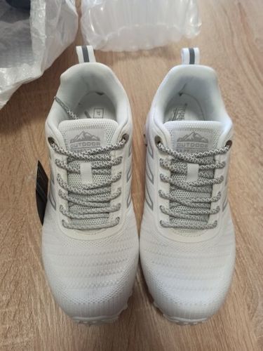 Customer photo review of Chaussures De Marche Femme