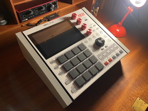 Customer photo review of Original Stand For Akai MPC One