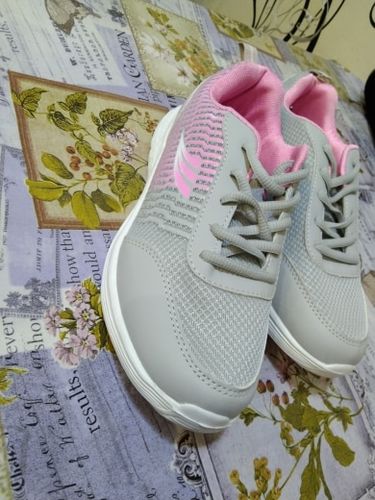 Customer photo review of Chaussures de marche décontractées