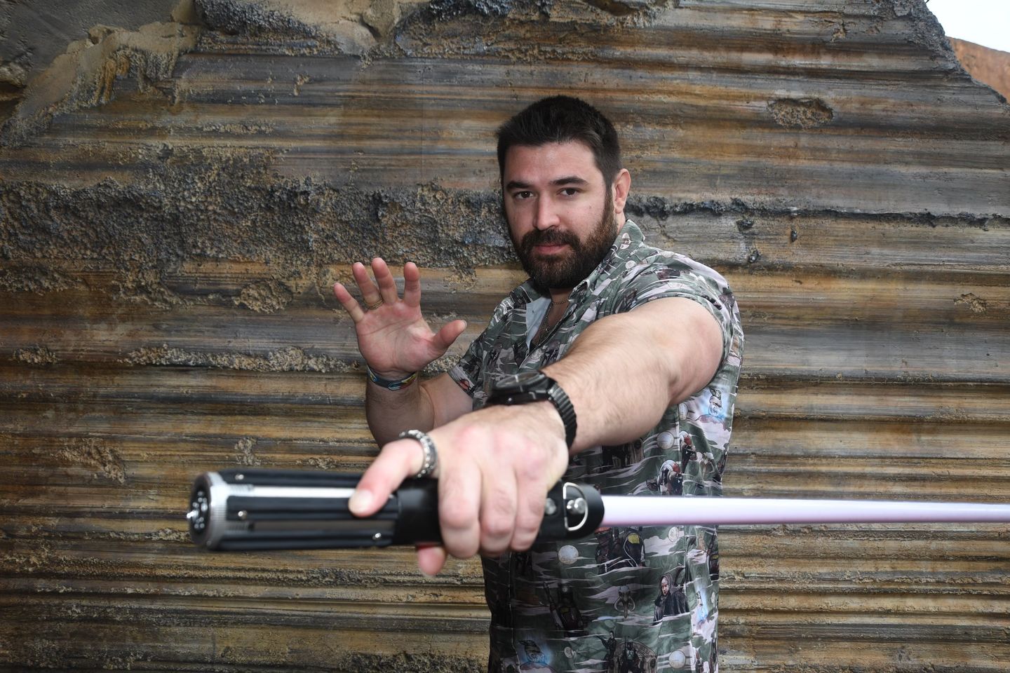 Customer photo review of Star Wars™ "Rebirth" – KUNUFLEX Short Sleeve Shirt
