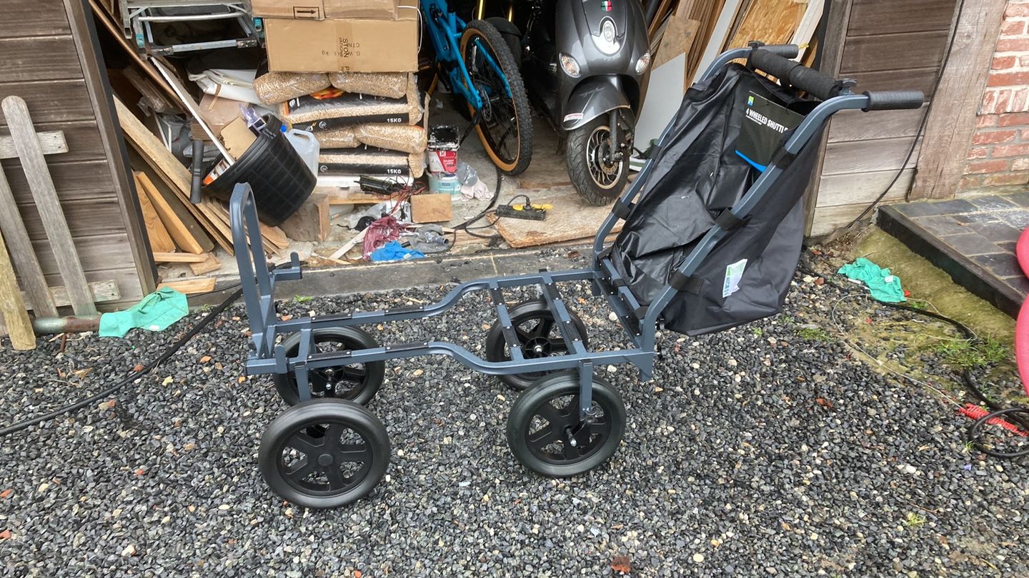 Customer photo review of FOUR WHEELED SHUTTLE