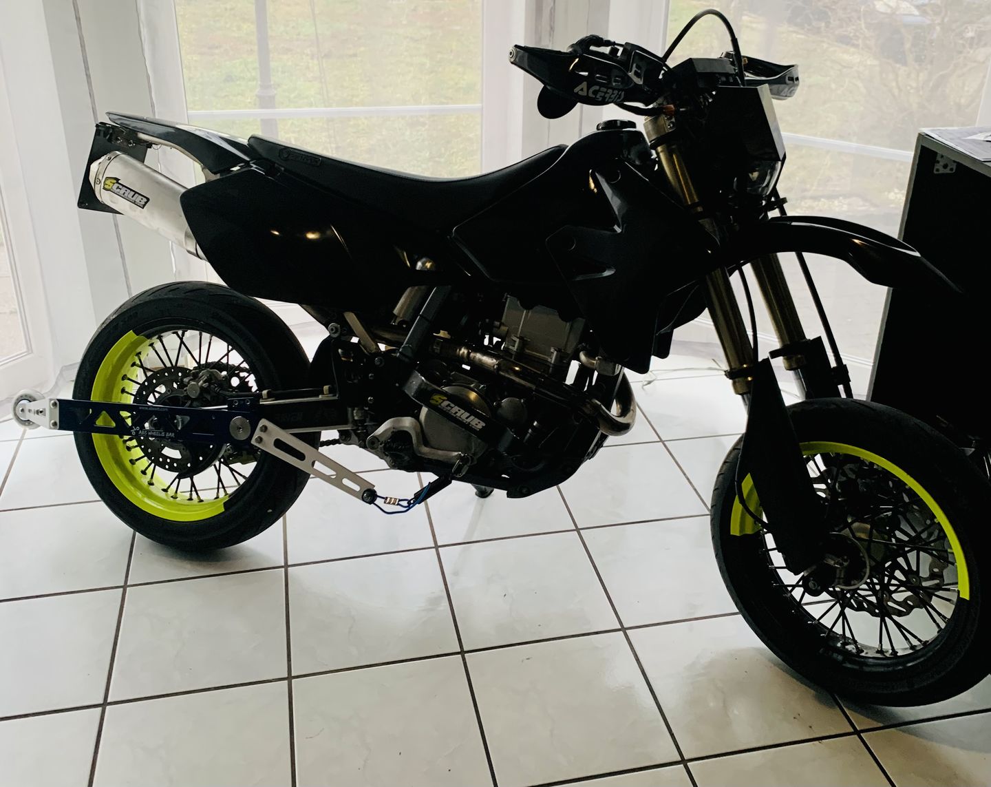 Customer photo review of ABS Wheelie Bar