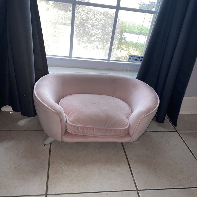 Customer photo review of Heisler Dog Sofa