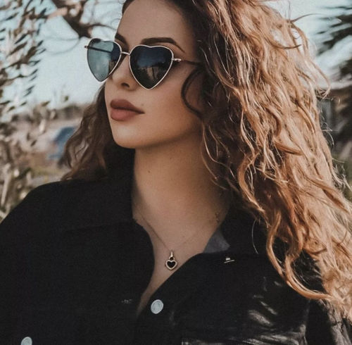 Customer photo review of Heart Black Onyx Gold Vermeil Necklace