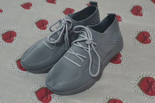 Customer photo review of Fashion Womens Platform Mesh Sneakers