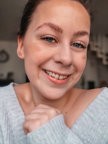 Customer photo review of And so it begins - Starter Set (mit schwarzem Wimpernkleber)