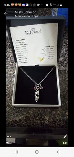 Customer photo review of To My Best Friend, Like Two Peas In A Pod - Necklace (BF2)