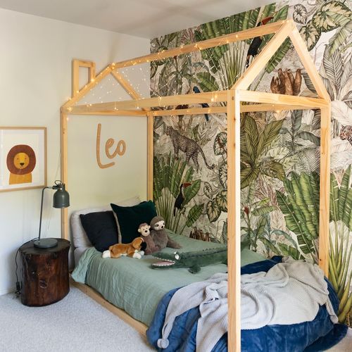 Customer photo review of Jungle Hybrid Wallpaper Mural - Jimmy Cricket