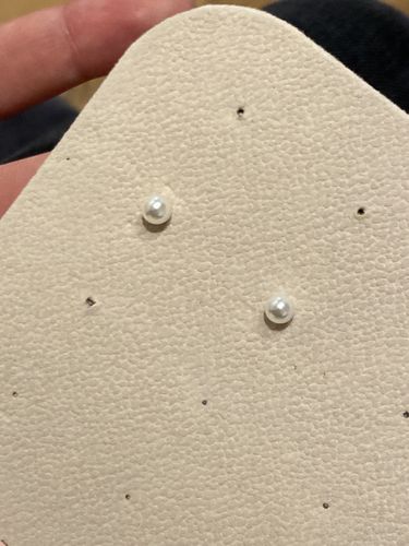 Customer photo review of Jacinta Perlen Ohrstecker | 18K vergoldet