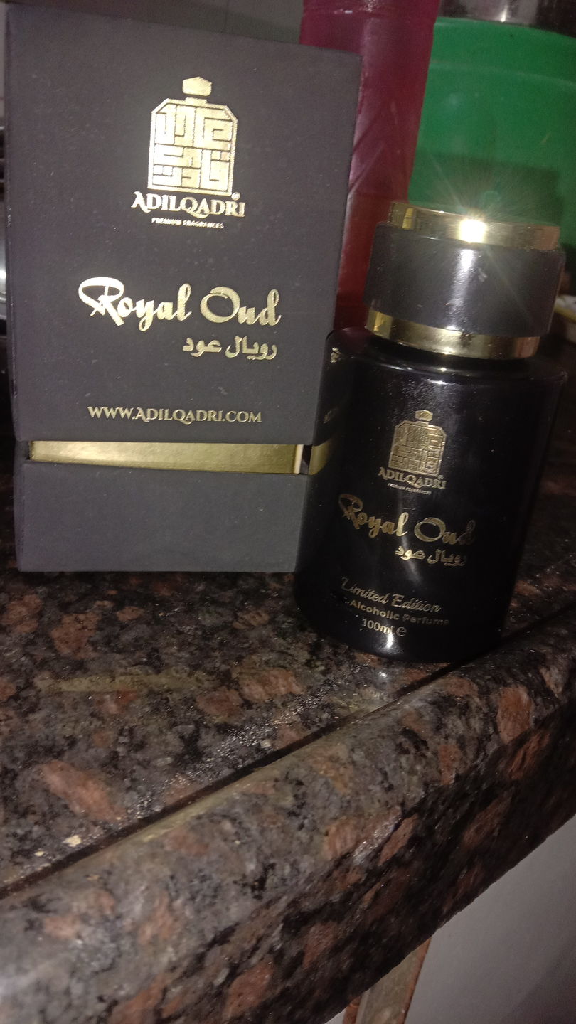 Customer photo review of Adilqadri Royal Oudh Luxury Eau De Perfume Spray 100 ml
