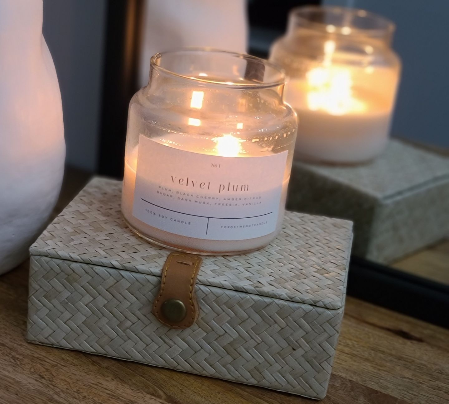 Customer photo review of Velvet Plum 22 oz Glass Candle