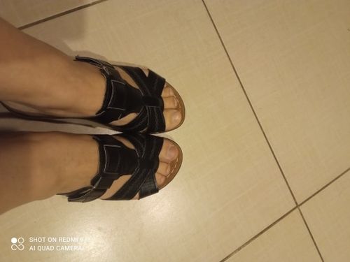 Customer photo review of Sandales Orthopédiques à semelle compensée