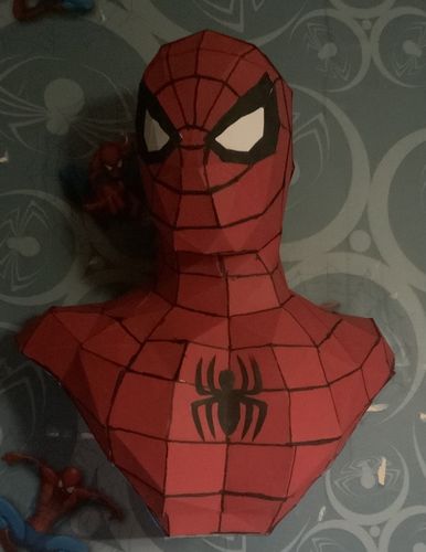 Customer photo review of Patrons Buste Spiderman (pdf)