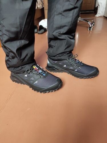 Customer photo review of Chaussures de course légères Homme