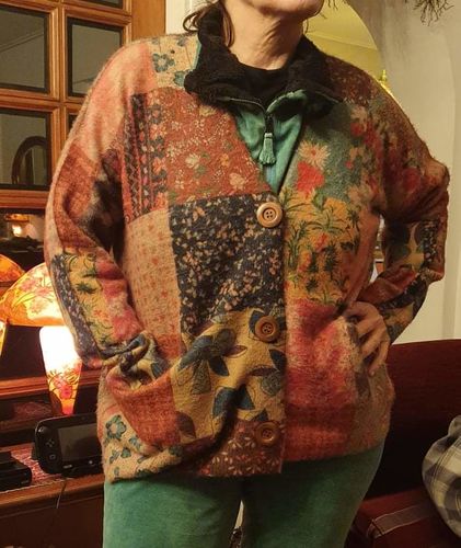 Customer photo review of Plus Size - Knitted Floral Autumn Colorful Sweater Coat