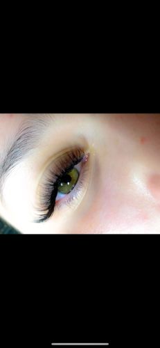 Customer photo review of 0.3-0.5s Super Fast Drying Eyelash Glue for Eyelash Extension