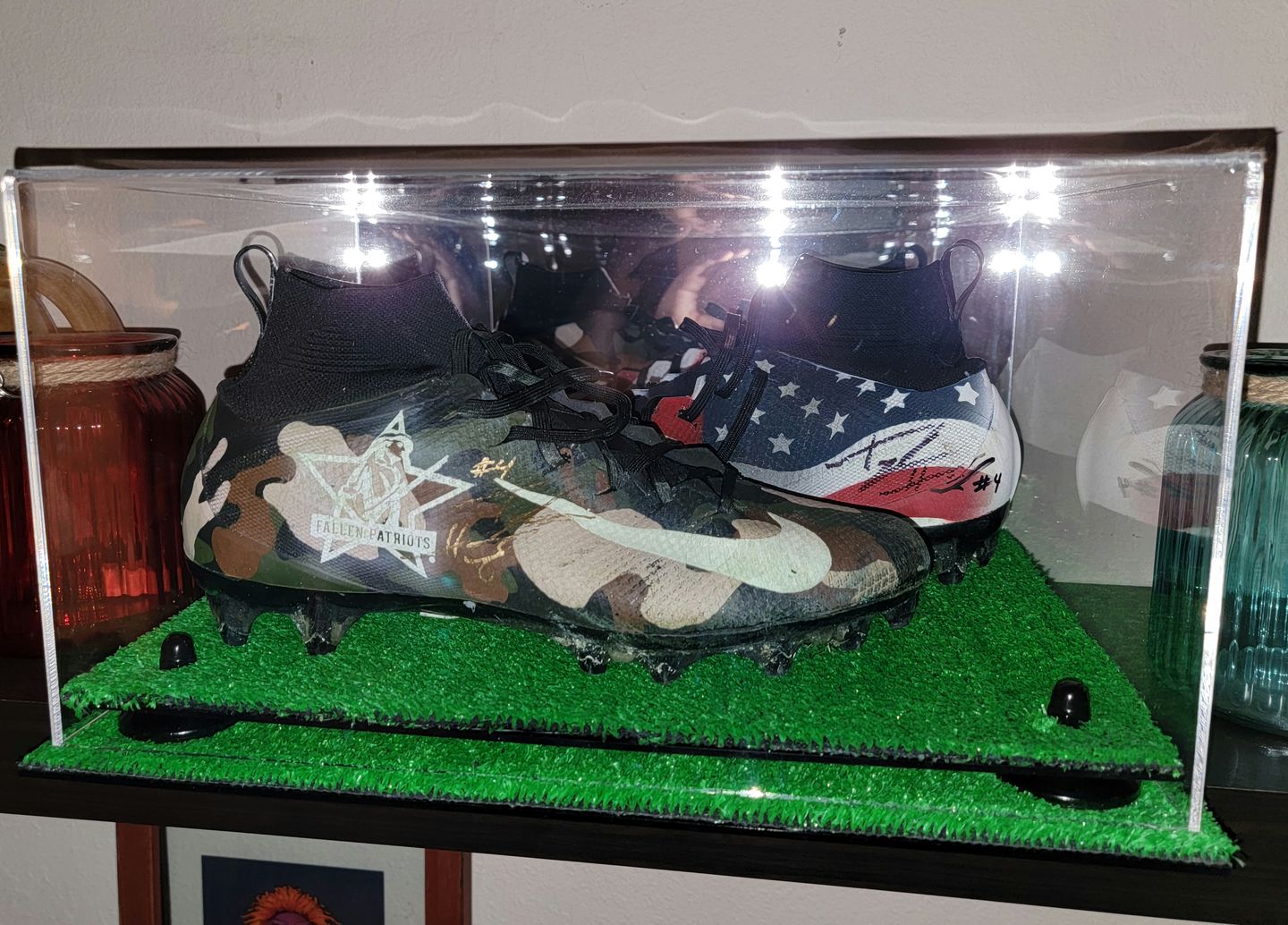 Customer photo review of Acrylic Large Shoe Display Case for Basketball Shoe Soccer Cleat Football Cleat - 15.25 X 12 X 8 - Mirror (A026/V12)