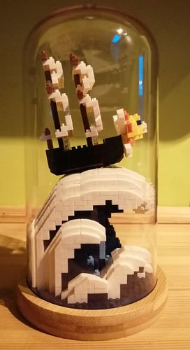 Customer photo review of Capsule World™