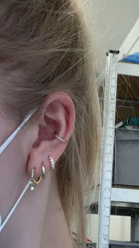 Customer photo review of Jules Ohrringe