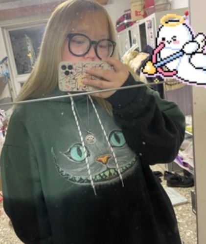 Customer photo review of Twin Hoodie Oversized Cheshire Cat