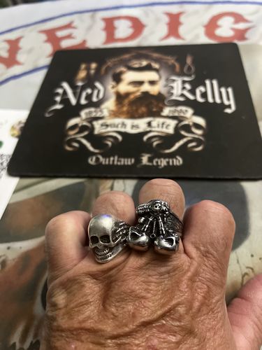 Customer photo review of SKULL ENGINE RING