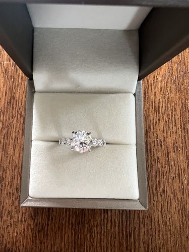 Customer photo review of Seven Stone Round Cut Moissanite Sterling Silver Ring