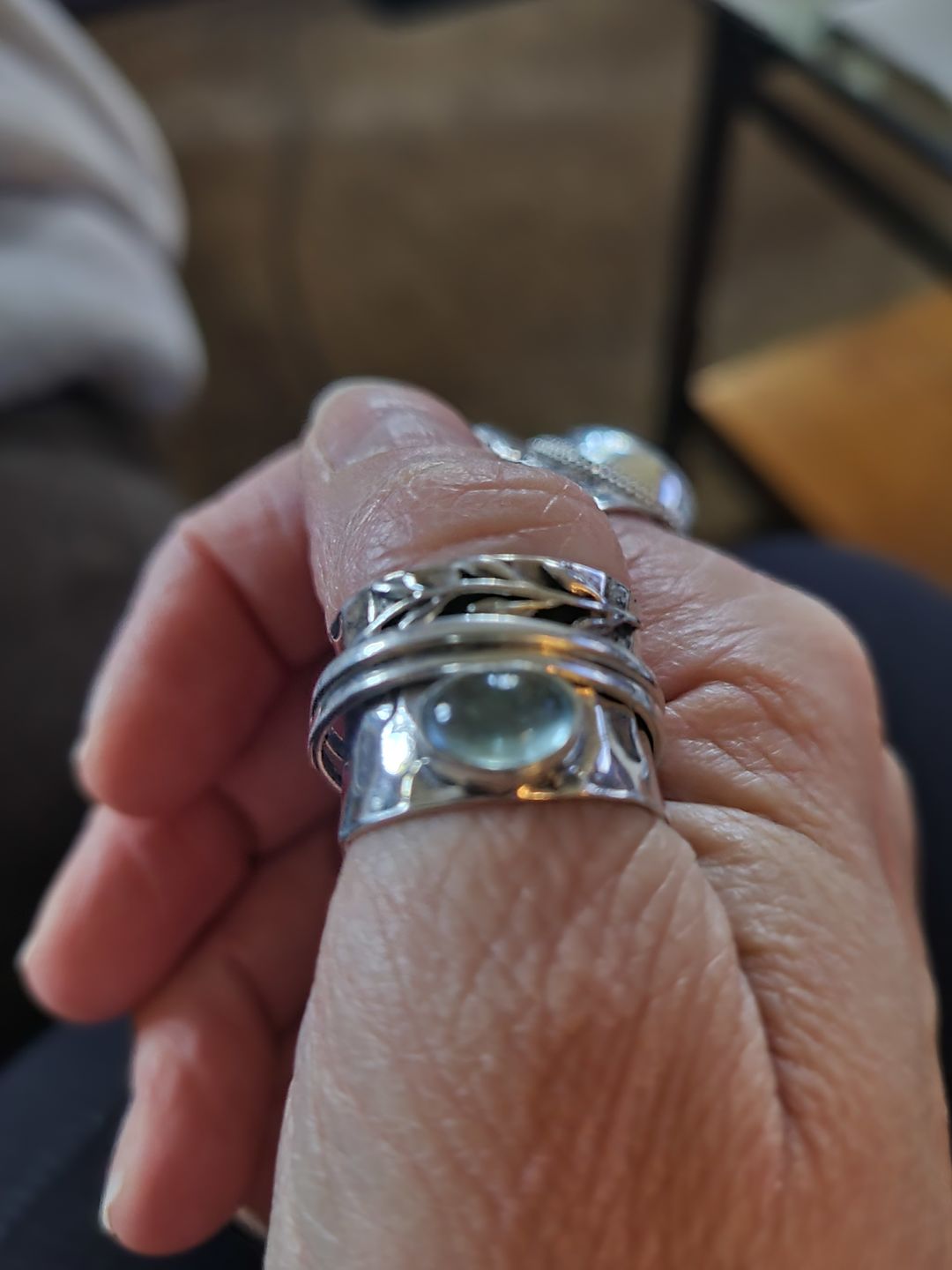 Customer photo review of Aquamarine Leaf Spinner ring Sterling Silver
