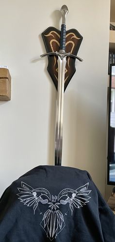 Customer photo review of Official Glamdring Sword - The Lord of The Rings