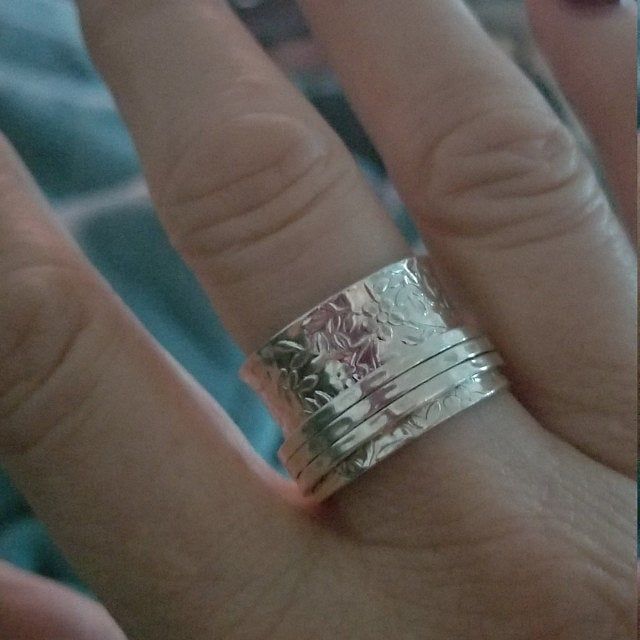 Customer photo review of Sterling Silver Flowers Meditation Ring