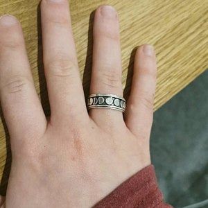 Customer photo review of Moon Phase Spinner Ring Sterling Silver