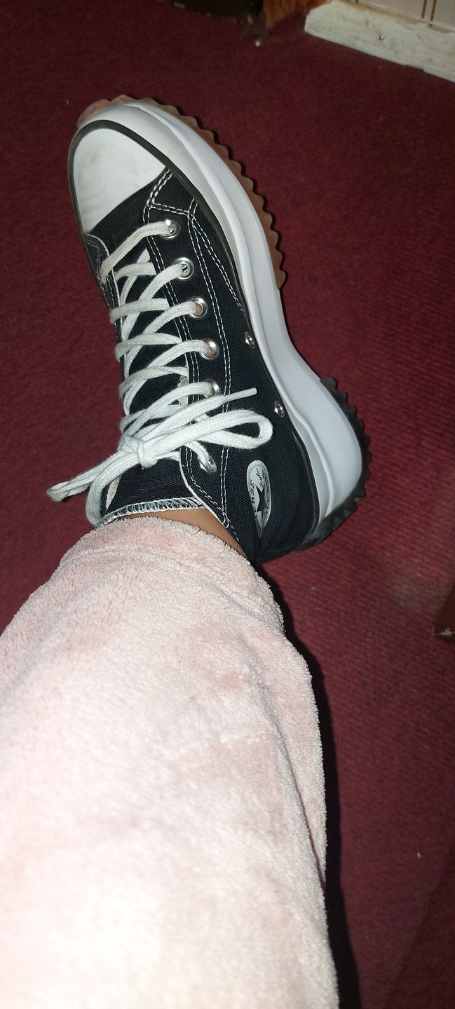 Customer photo review of Zapatilla Converse Run Star Hike Plataforma Mujer Negro