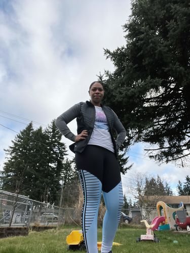 Customer photo review of Sky Blue Compression Leggings