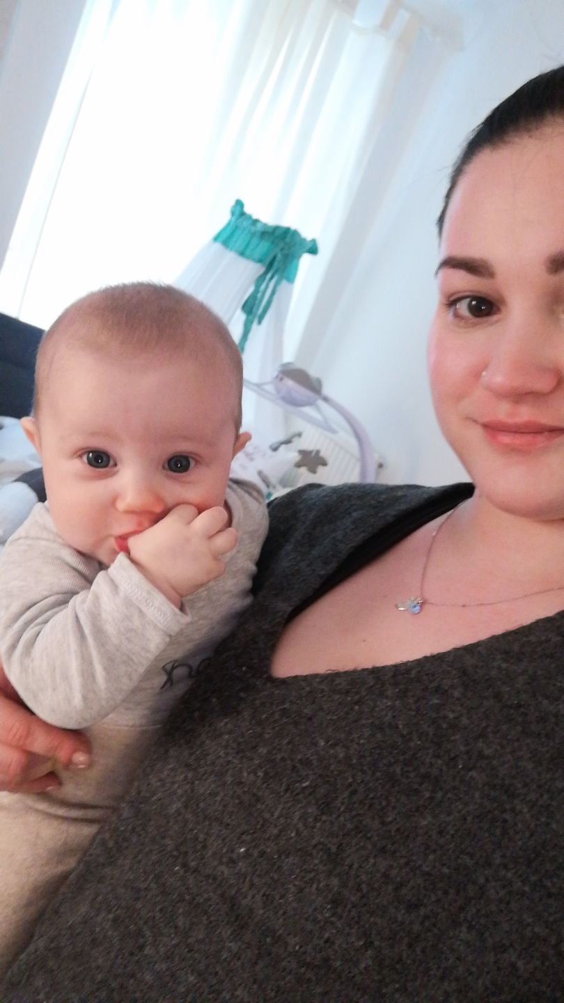 Customer photo review of Halskette "Babyfuß"