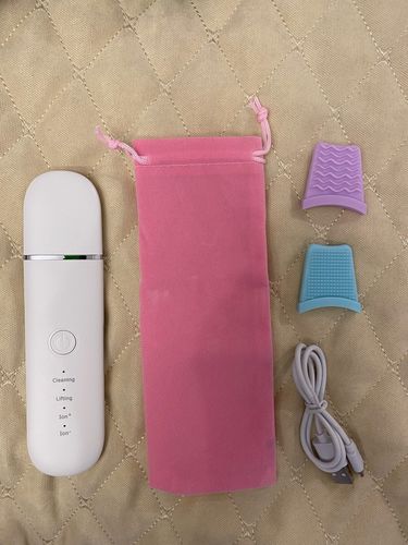 Customer photo review of HexoSkin™ - Ultrasonic Blackhead Removing Skin Scrubber