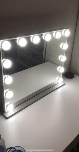 Customer photo review of Hollywood Mirror Medium "CELEBRITY"