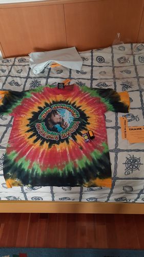 Customer photo review of Zion Vintage Bob Marley T-Shirt