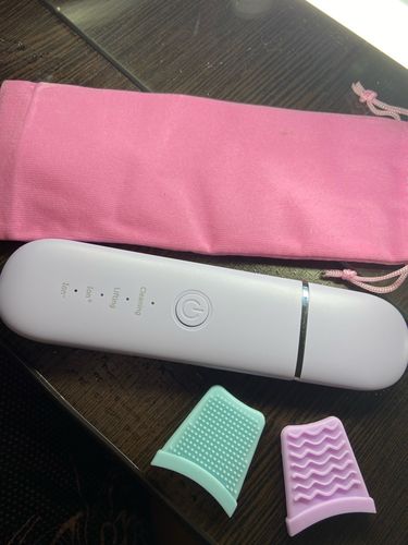 Customer photo review of HexoSkin™ - Ultrasonic Blackhead Removing Skin Scrubber