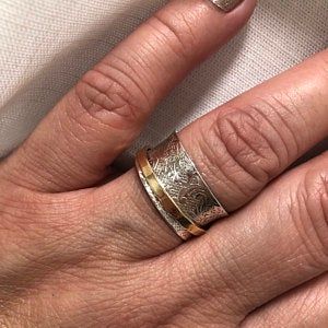 Customer photo review of Two Tone Silver Spinner Ring