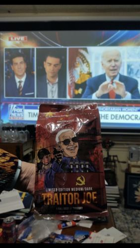 Customer photo review of TRAITOR JOE Collectors Roast