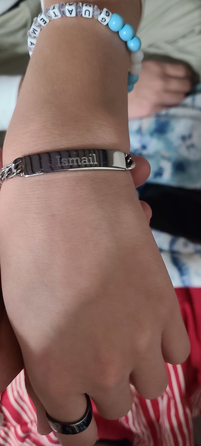 Customer photo review of 7mm Figaro Link Engravable ID Bracelet
