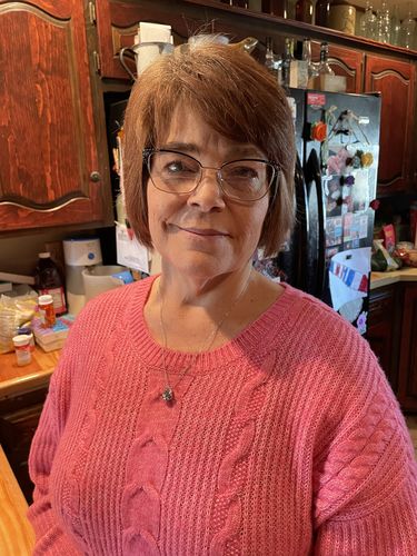 Customer photo review of To My Mom | Tree of Life | Love Knot Necklace