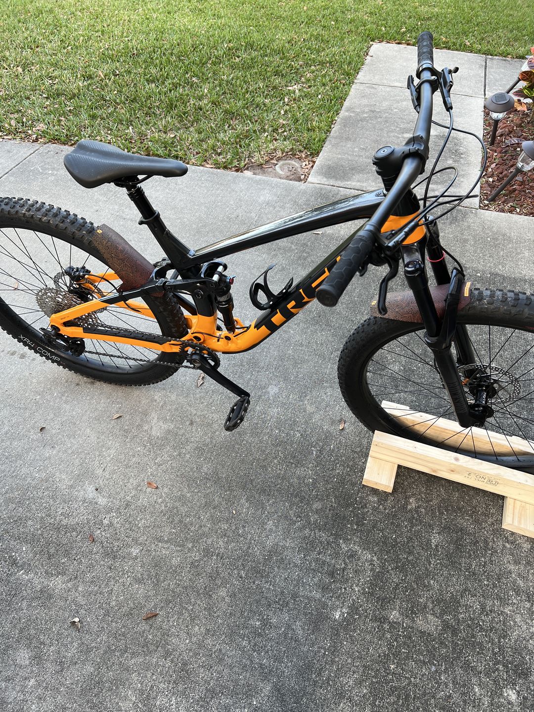 Customer photo review of Maze Runner Fender