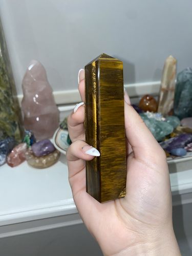 Customer photo review of Tiger’s Eye Obelisk
