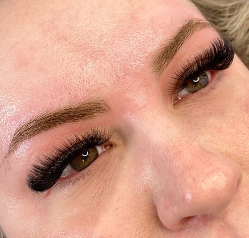 Customer photo review of SUPER FAST - 10D 0.07 PRO MADE RUSSIAN FANS PREPARED ON STRIPS